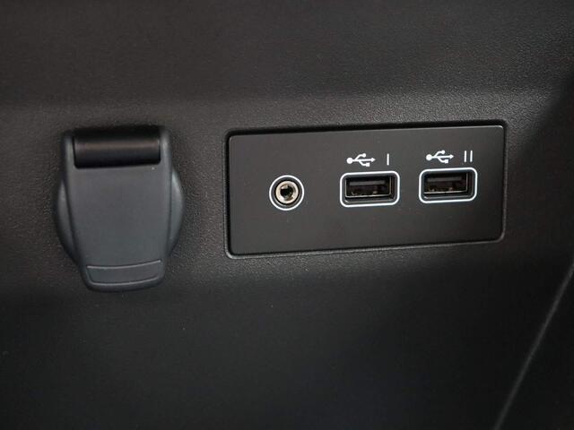 Renault CLIO TCe 90pk GPF evolution | Lichtmetalen velgen | Getint glas | Achteruitrijcamera |