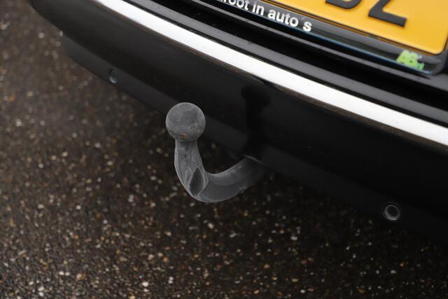 Renault CLIO Estate 0.9 TCe Limited Trekhaak 16 inch LMV Carplay Android Navigatie Achteruitrijcamera Climate Cruise Control Parkeersensor