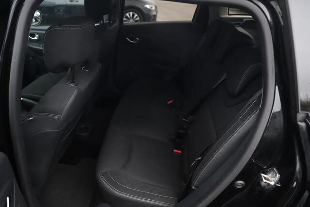 Renault CLIO Estate 0.9 TCe Limited Trekhaak 16 inch LMV Carplay Android Navigatie Achteruitrijcamera Climate Cruise Control Parkeersensor