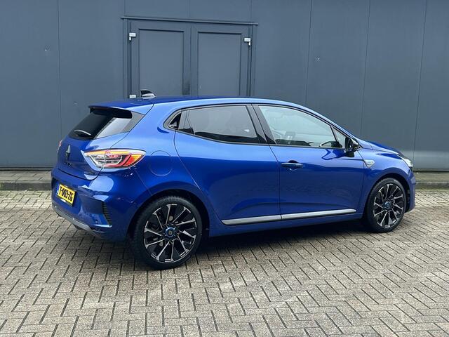 Renault CLIO 1.6 E-Tech Full Hybrid 145 esprit Alpine / All season / Navigatie / Climate Control / Cruise Control Adaptief / 360 Camera / Stoel & Stuurwiel Verwarming /