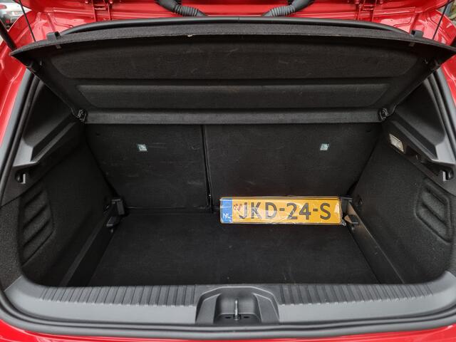 Renault CLIO 1.3 TCe Techno 140PK | Leder | Camera | Carplay | 37dkm | 2023 | Topstaat!