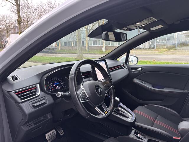 Renault CLIO 1.3i TCe R.S. Line Automaat 130 PK. Prachtige auto van de eerste eigenaar !!!! Auto rijdt helemaal nieuw en alle keuringen toegestaan !!