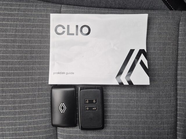 Renault CLIO 1.0 TCe 90 GPF techno / Fabrieksgarantie tot 04-2027** / Dealer onderhouden / Pack winter / Achteruitrijcamera / Stuur-en Stoelverwarming / Apple Carplay Android Auto / Navigatie /