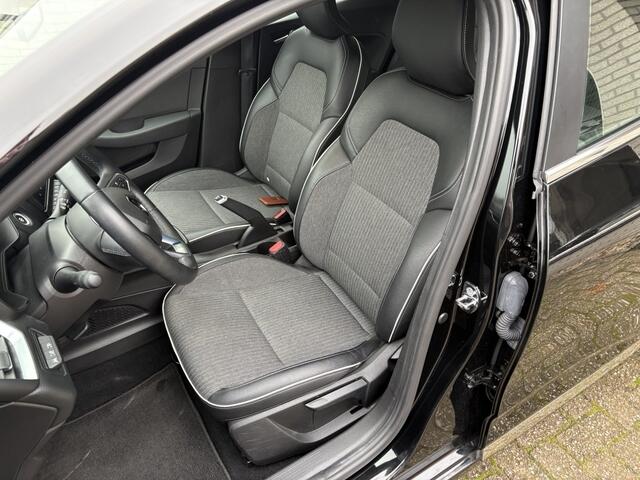 Renault CLIO 1.0 TCe Intens 90 pk Navigatie