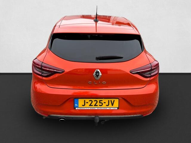 Renault CLIO 1.0 TCe Intens BOSE / 360 CAMERA / CRUISE / TREKHAAK / GROOT NAVI / CLIMATE / STOEL/STUUR VERW. / BOMVOL!! BOSE / 360 CAMERA / TREKHAAK / NAVI / STOEL/STUURVERW. / BOMVOL