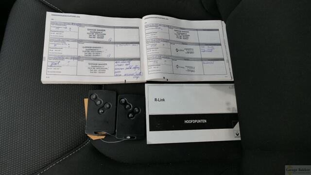 Renault CLIO Estate TCe 90 NightenDay