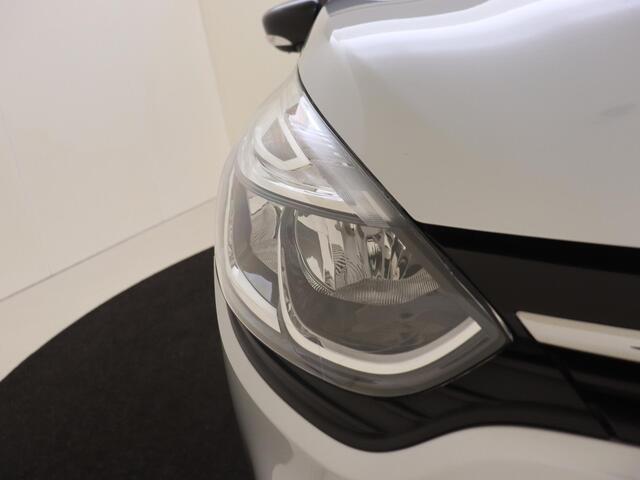 Renault CLIO Estate 0.9 TCe Limited | Navigatie | Airco | Cruise control | Parkeersensoren | Lichtmetalen velgen 16"