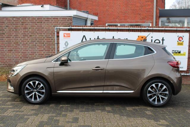 Renault CLIO 1.3i TCe 130 pk EDC AUTOMAAT Intens met o.a. 360 camera/parkeerass. e.t.c.