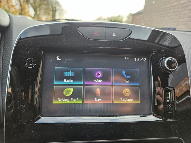 Renault CLIO Estate 0.9 TCe Limited