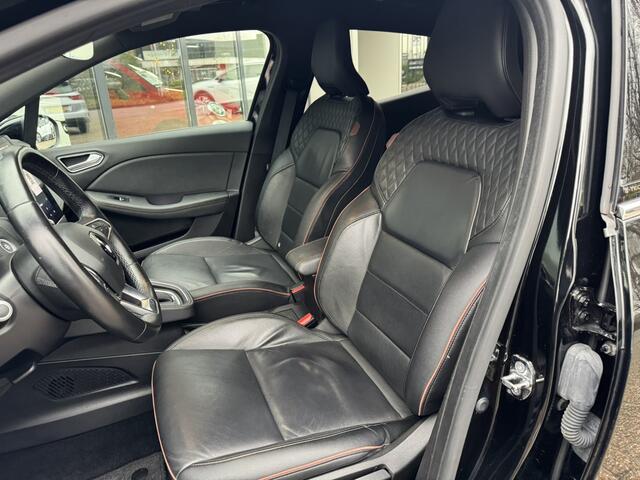 Renault CLIO 1.6 E-Tech Hybrid 140 Initiale Paris*Leder*Navi*Apple Carplay*