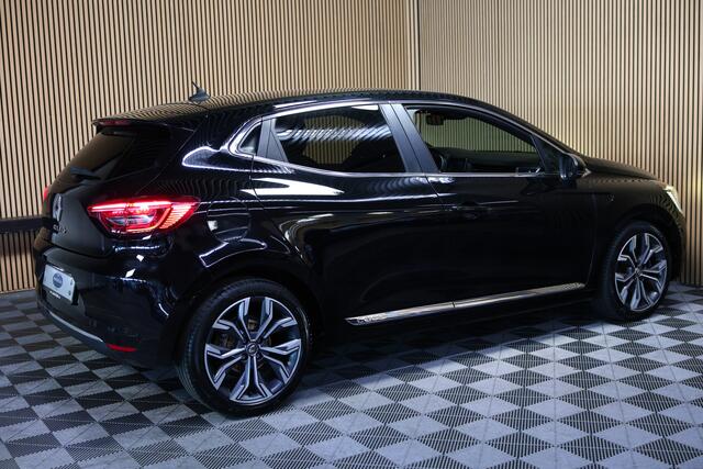 Renault CLIO 1.3 TCe Intens AUTOMAAT NAVI CARPLAY CAMERA PDC '20