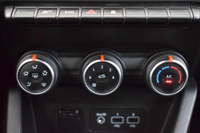 Renault CLIO 1.0 TCE Zen LED | Full Map Navi | Telefonie | Privacy Glas | Sportstoelen