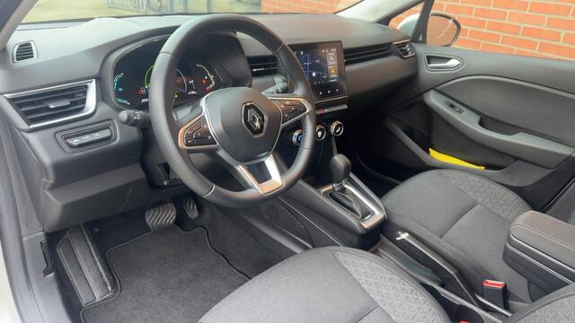 Renault CLIO 1.6 E-Tech Hybride 140 Zen Navigatie Full led Carplay