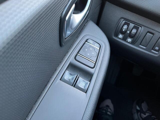 Renault CLIO Estate 0.9 TCe Zen Airco / Led / Cruise