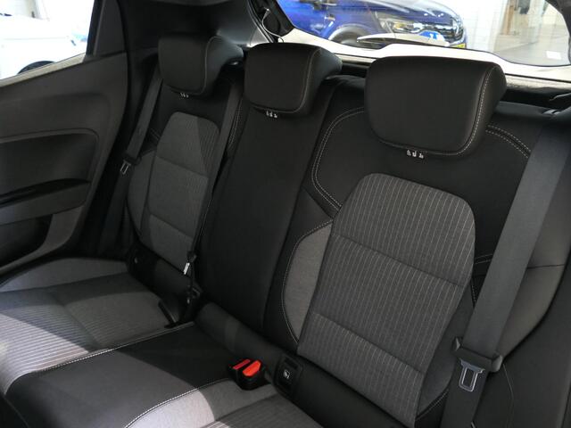 Renault CLIO 1.6 E-Tech Full Hybrid 145 techno - Draadloze telefoonlader - Groot scherm - Stoel en stuurverwarming