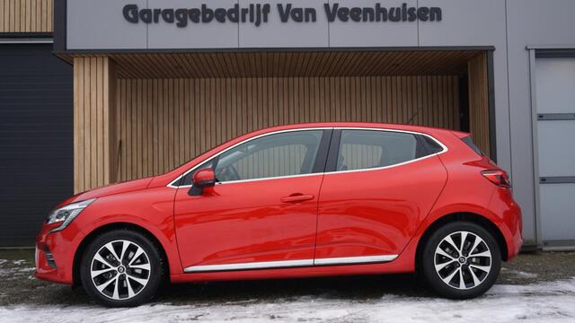 Renault CLIO 1.3 131PK TCe Automaat Intens 5Drs LED Navi Stoelverwarming A-Camera 16inch LM *NL auto* 37609km!