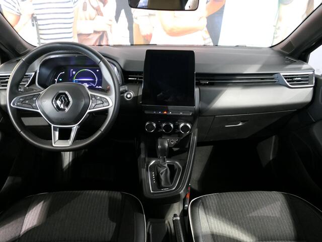 Renault CLIO 1.6 E-Tech Hybrid 140 Intens - Dealer onderhouden - Rondomzicht camera - Sensor v+a - Navi