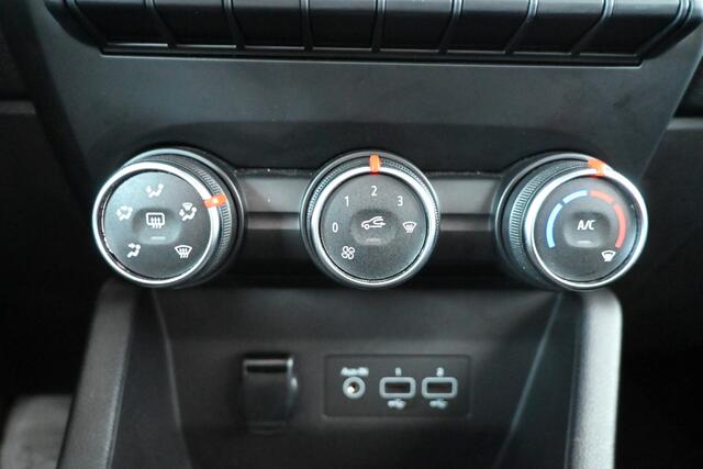 Renault CLIO 1.5 dCi Zen Clima Carplay Cruise Control LED Dealer Onderhouden! Inruil Mogelijk!