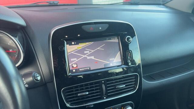 Renault CLIO Estate 0.9 TCe Intens FULL LED / KEYLESS / NAVI / CLIMA / PDC / BLUETOOTH / CRUISE / HALF-LEDER