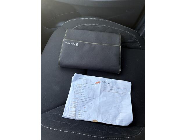 Renault CLIO 0.9 TCe Intens Digitale airco, cruise controle, navigatie verw.voorstoelen