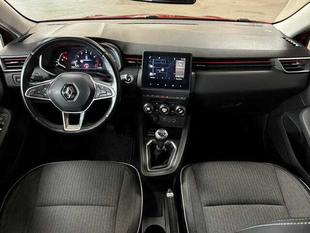 Renault CLIO 1.0 TCe 90pk Intens | Navi | 360 | Stuur & Stoelverwarming | Carplay | 17" | Led | 100% onderhouden!