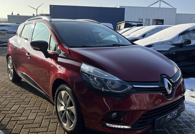 Renault CLIO Estate 0.9 TCe Limited 90PK | ZEER NETTE STAAT | NL Auto | Afneembare Trekhaak | Airco | Cruise Control | DAB+ | Armsteun | Lichtmetalen Velgen | Parkeersensoren | Navigatie | 2 Sleutels |