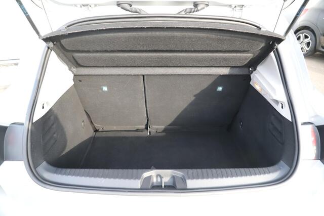 Renault CLIO 1.0 TCe Bi-Fuel Zen 101PK Trekhaak Navigatie Carplay Android Airco Cruise Control LED Rijstrooksensor