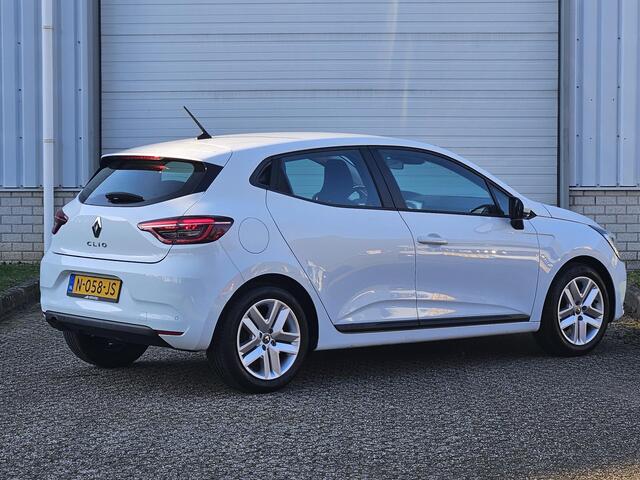 Renault CLIO 1.0 TCe Zen / 1e Eigenaar / Dealer Onderhouden / Apple Carplay & Android Auto / Parkeersensoren / Cruise Control / Airco /