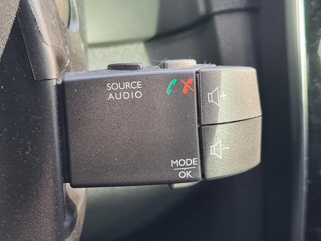 Renault CLIO 0.9 TCe Limited | Wordt Verwacht |