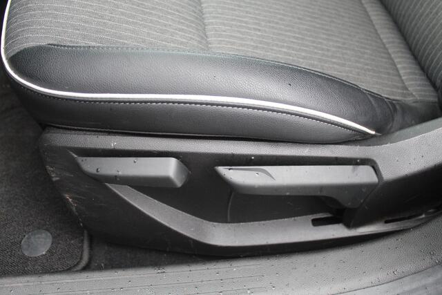 Renault CLIO 1.0 TCe Intens//LED//Navi//Ecc!!