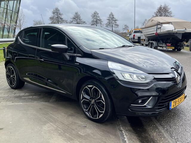 Renault CLIO 0.9 TCe Bose / Camera / PDC V+A / Stoelverw. / Climate / Keyless / 17''LMV /