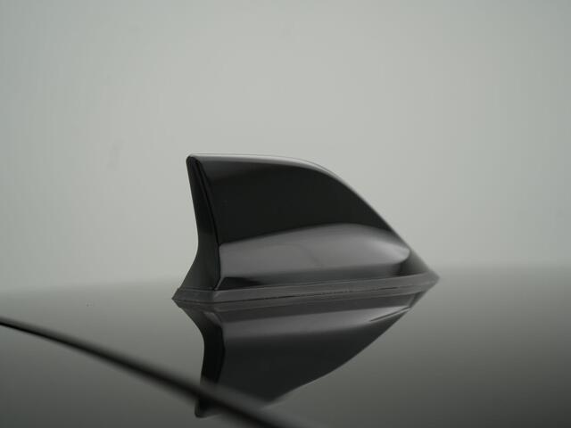 Renault CLIO 1.6 E-Tech Hybrid 145 Techno - RIJKLAARPRIJS - All Seasonbanden - Achteruitrijcamera - Cruise Control - 17 inch Velgen! - Dealeronderhouden