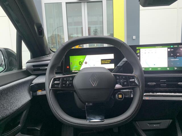 Renault CLIO 1.8 Hybrid 160 techno | Pack Premiere t.w.v. ¤1.400,- | Stoelverwarming | Dodehoekdetectie | 3D Around view camera