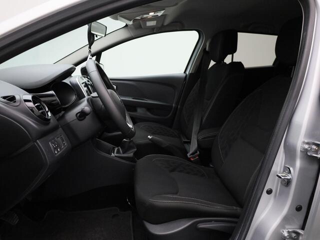 Renault CLIO Estate 0.9 TCe Limited NAVIGATIE | PARKEERSENSOREN | LM VELGEN