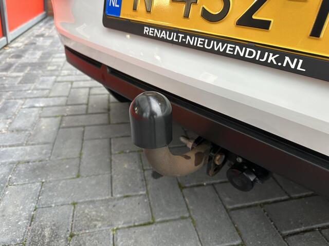 Renault CLIO 1.6 E-Tech Hybrid 145 Equilibre | TREKHAAK | CAMERA | PARKEERSENSOREN | AIRCONDITIONING | CRUISE CONTROL | CARPLAY