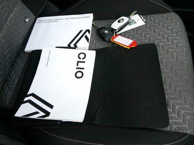 Renault CLIO 1.0 TCe 90 Evolution Staat in Hoogeveen