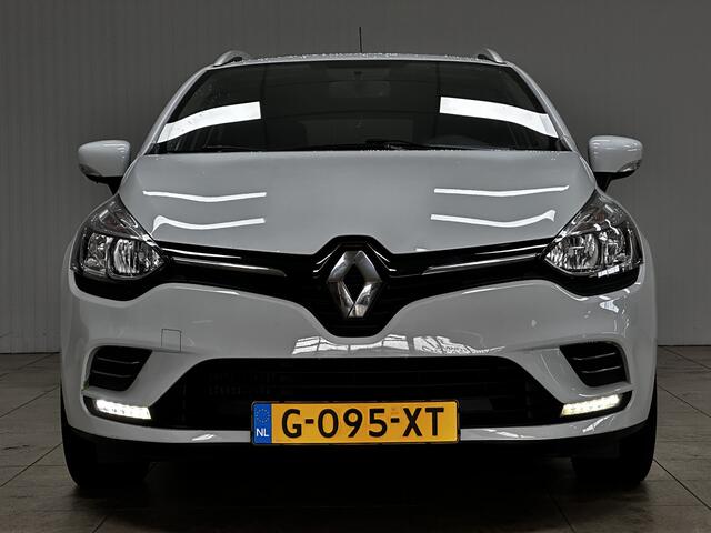 Renault CLIO Estate 0.9 TCe Zen/ Facelift!/ Trekhaak/ Extra getint glas/ PDC/ Apple + Android/ DAB+/ Navi/ Airco/ Cruise/ Elek. pakket/ Isofix/ Bluetooth/ Multi. Stuur/ Armsteun/ LED DAgrijverl./ Dakrails.
