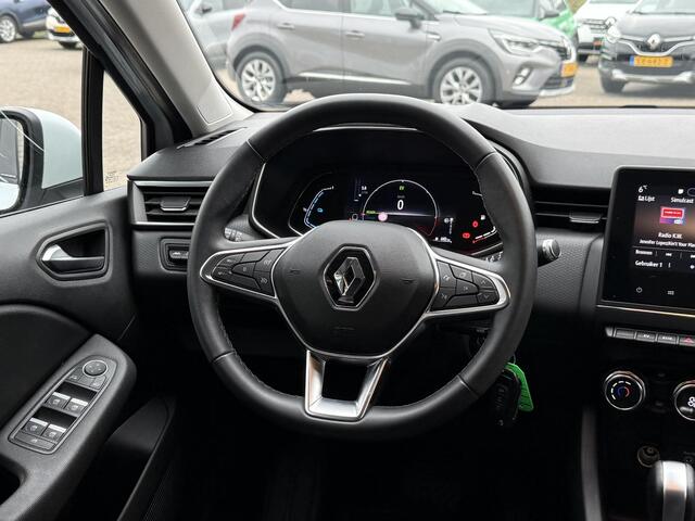 Renault CLIO 1.6 E-Tech Hybrid 140 Zen | Apple Carplay & Android Auto | LED | DAB | Parkeersensoren | Cruise Control | Airco | Lichtmetaal |
