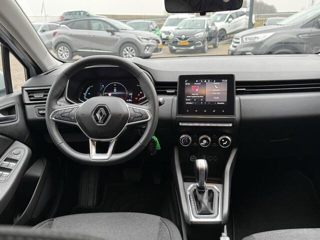 Renault CLIO 1.6 E-Tech Hybrid 140 Zen | Apple Carplay & Android Auto | LED | DAB | Parkeersensoren | Cruise Control | Airco | Lichtmetaal |