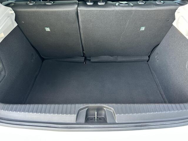 Renault CLIO 1.0 TCe Zen | Carplay | 1e Eigenaar | Dealer Onderhouden | 16 Inch Velgen