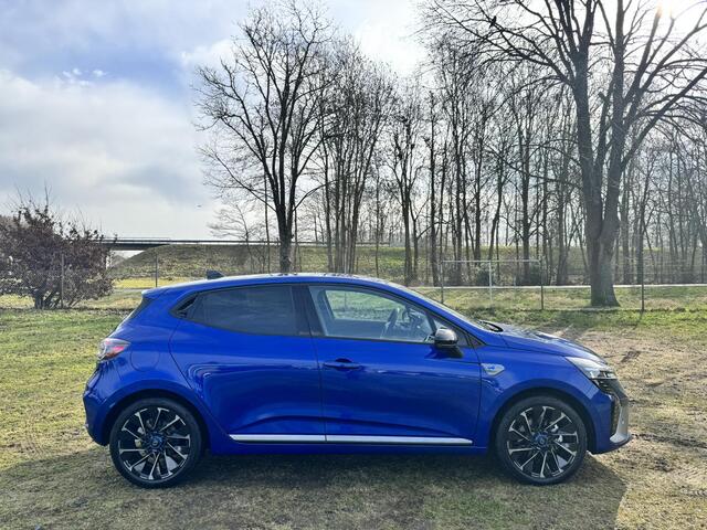 Renault CLIO 1.6 E-Tech Full Hybrid 145 esprit Alpine | STOEL + STUURVERWARMING | NAVI | CAMERA | LED | SPORTSTOELEN |