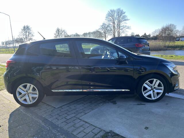 Renault CLIO 1.0 TCe / Apple Carplay - Android Auto / Airco / Parkeersensoren. Achter / Elek Ramen V /