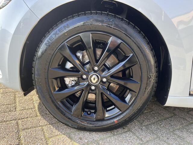 Renault CLIO 1.6 E-Tech Hybrid 140 Intens