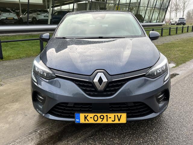 Renault CLIO 1.6 E-Tech Hybrid 140PK / Dealer onderhouden / Automaat / Apple Carplay - Android Auto / Cruise /