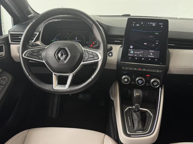 Renault CLIO 1.6 E-Tech Hybrid 140 Initiale Paris | Leder | BOSE | Stoelverwarming | Navigatie | Achteruitrijcamera |
