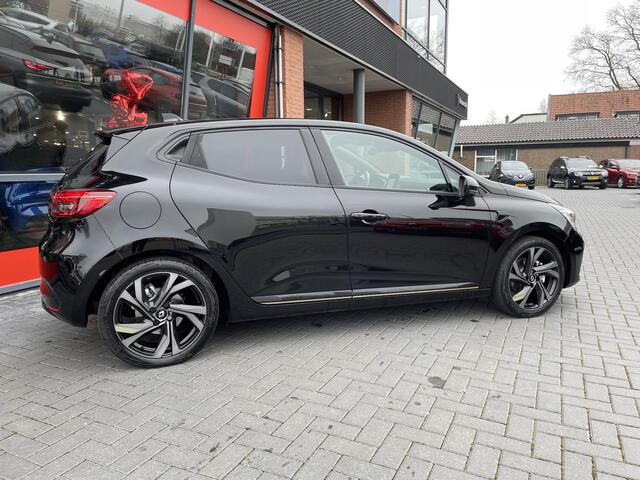 Renault CLIO 1.6 E-Tech Hybrid 145 E-Tech Engineered / ACHTERUITRIJCAMERA / PARKEERSENSOREN / CRUISE CONTROL / CLIMATE CONTROLE
