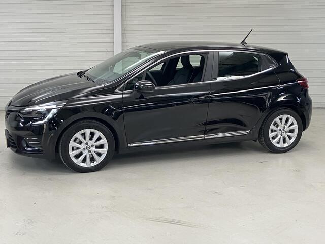 Renault CLIO 1.6 E-Tech Hybrid 140 Intens / NL auto / Dealer onderhouden.