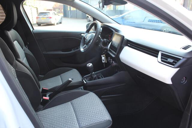 Renault CLIO 1.0 TCe 90 Evolution