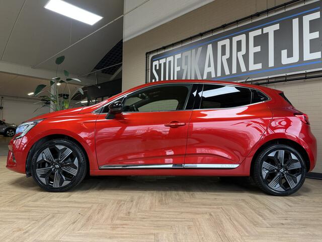 Renault CLIO 1.3 TCe 130 Intens | Groot Navi | 360 | Stoel & Stuur verwarming | 17"| 100% Dealer onderhouden!