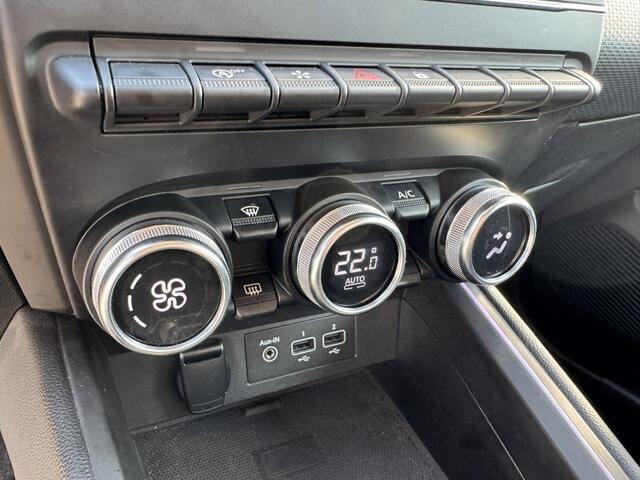 Renault CLIO 1.0 TCe 101pk Intens*Apple Carplay*ECC*